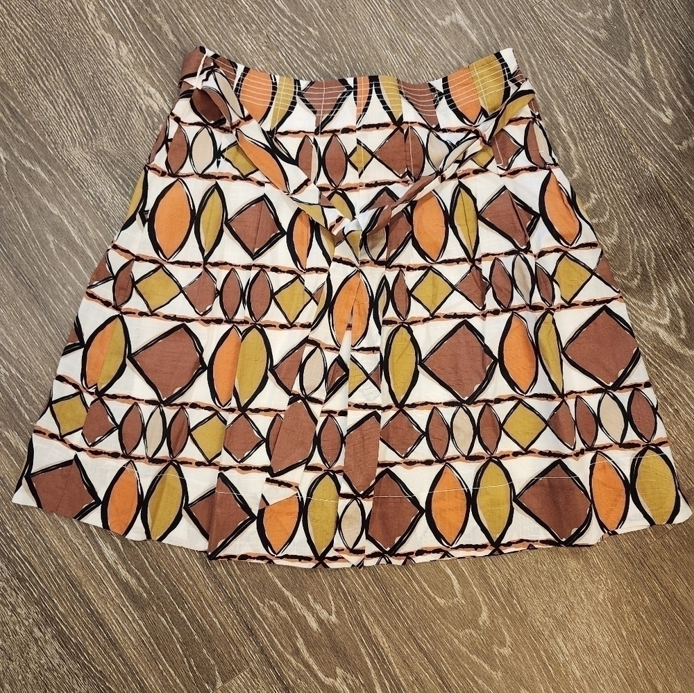 BCBG Fall Foliage Geometric Skirt Size 8 100% Cotton Soft Pleated